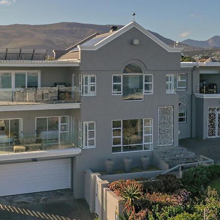 Absolute Ocean Boutique Guesthouse Hermanus Bagian luar foto