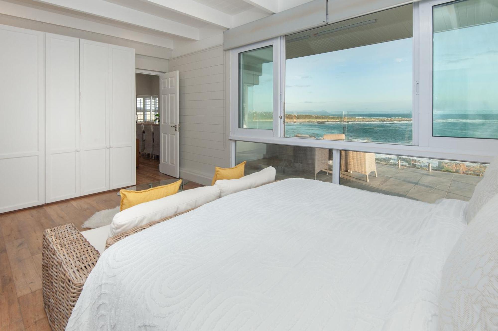 Absolute Ocean Boutique Guesthouse Hermanus Bagian luar foto
