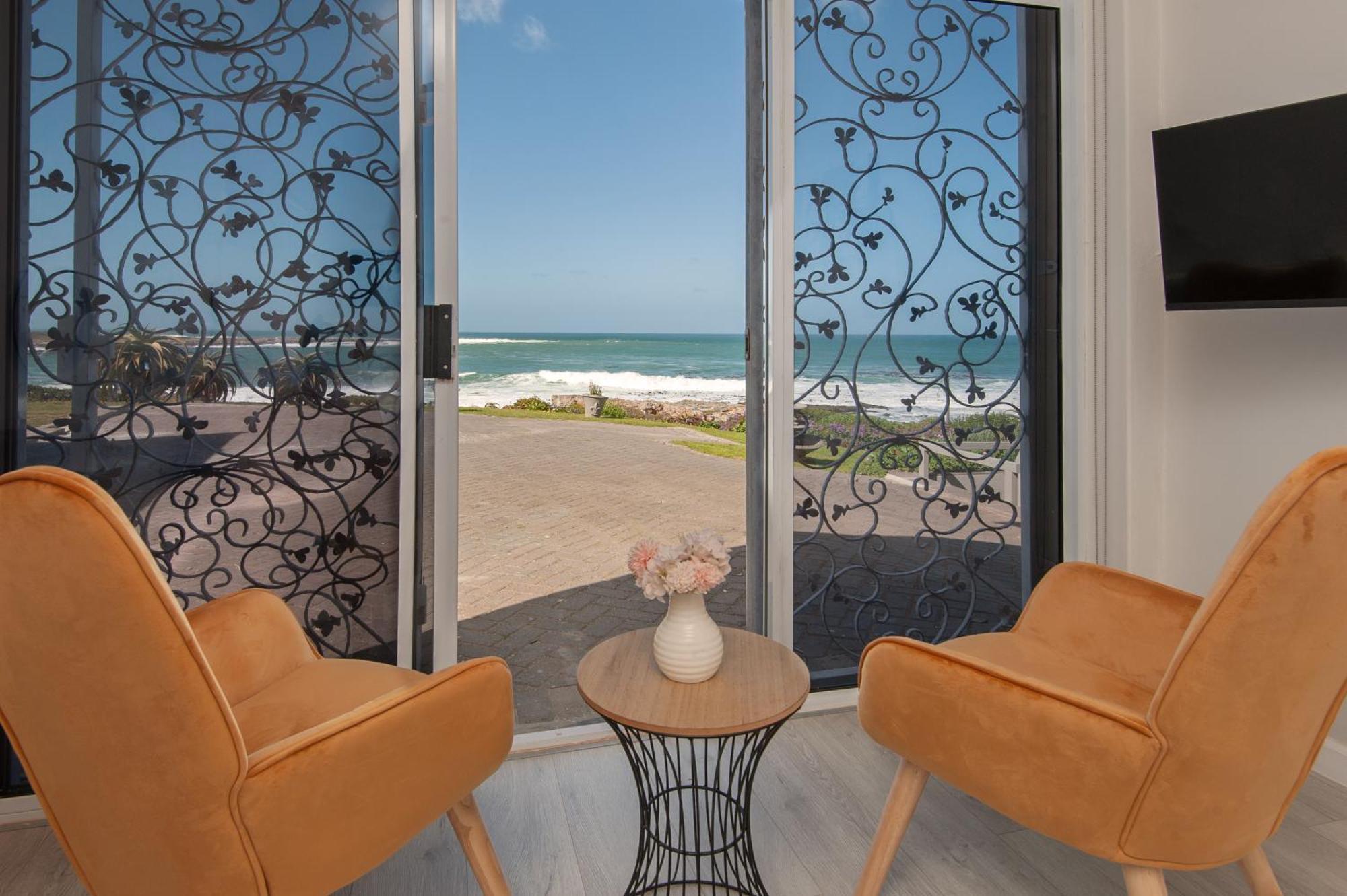 Absolute Ocean Boutique Guesthouse Hermanus Bagian luar foto