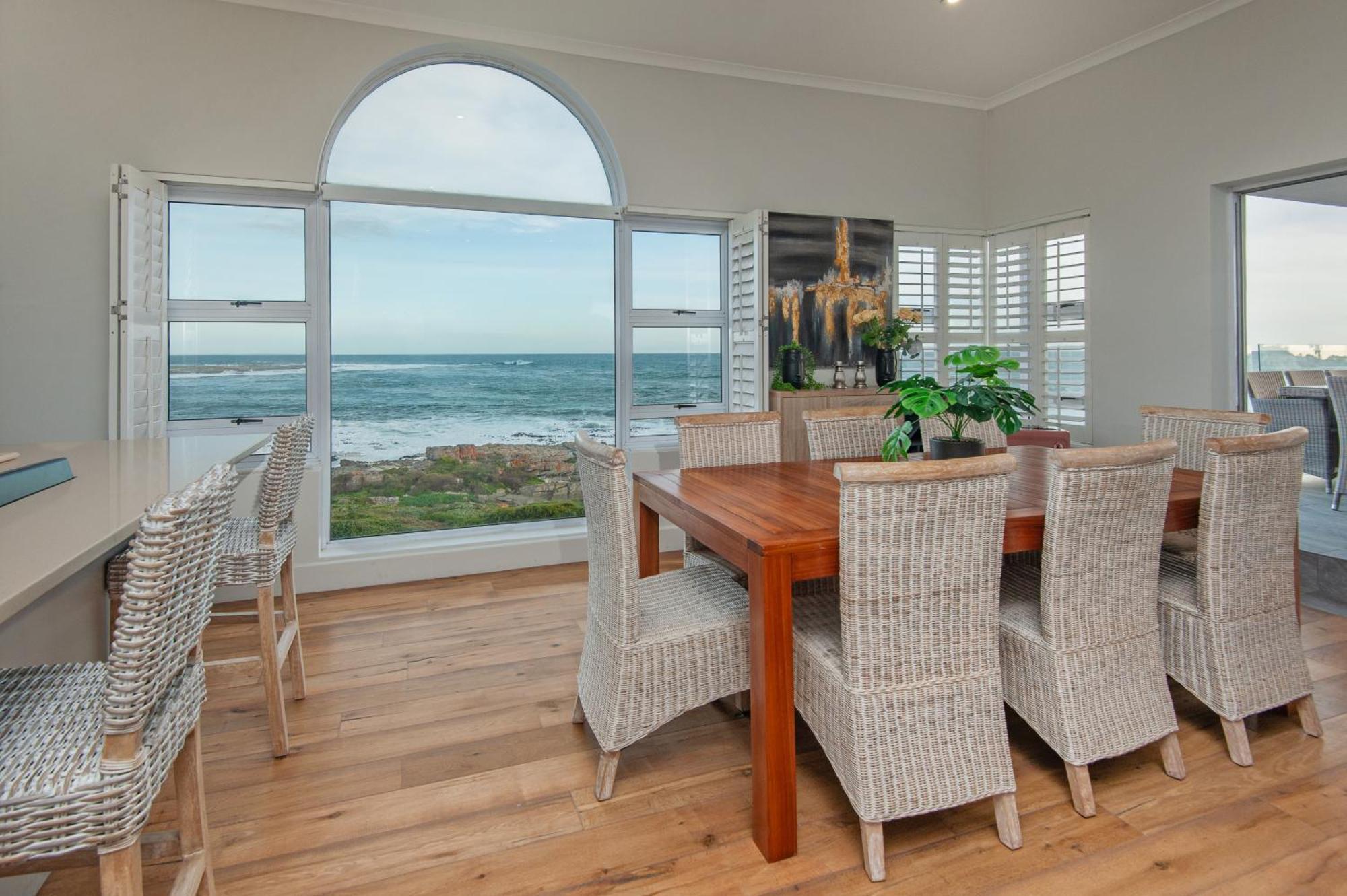 Absolute Ocean Boutique Guesthouse Hermanus Bagian luar foto