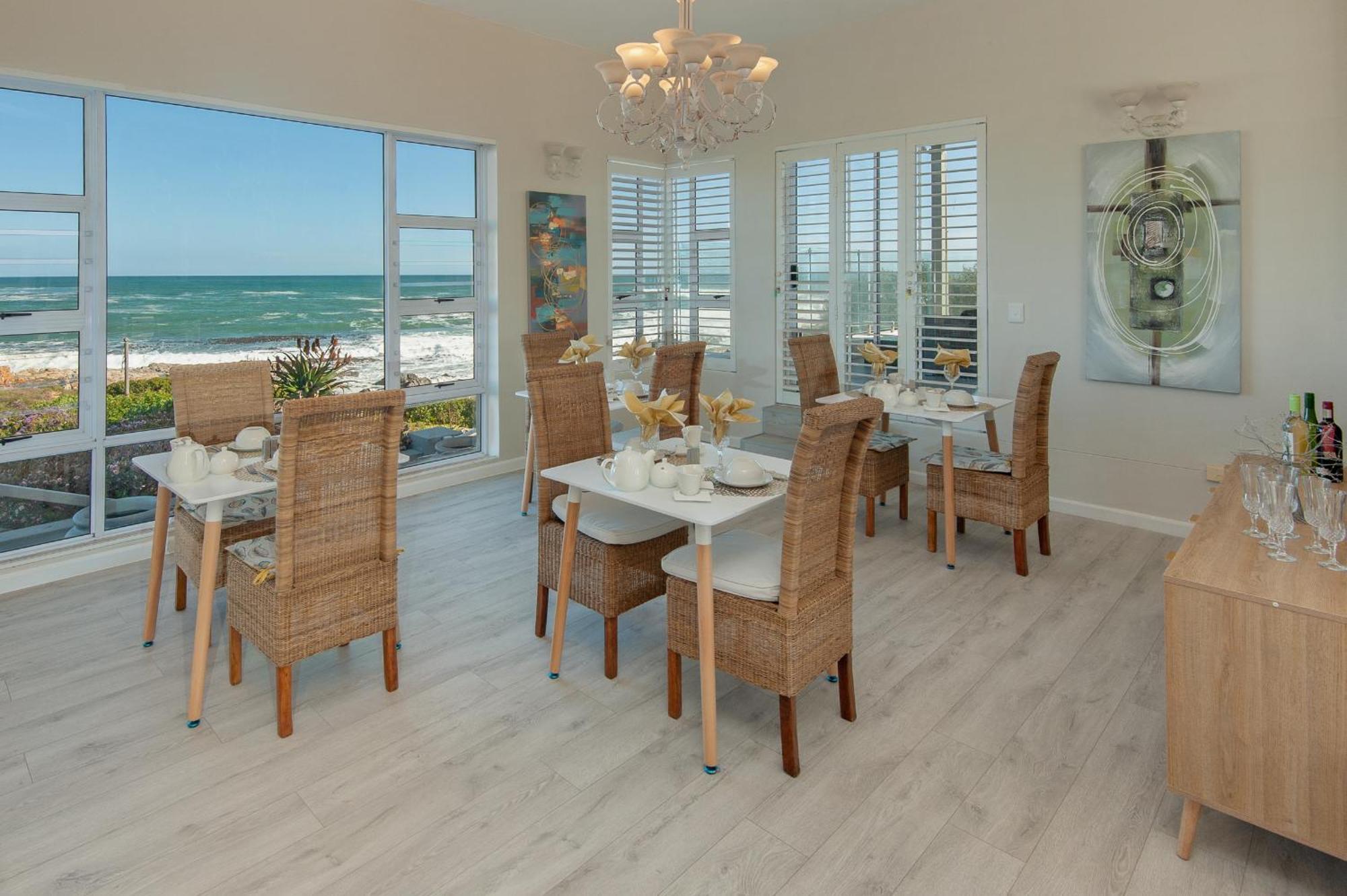 Absolute Ocean Boutique Guesthouse Hermanus Bagian luar foto