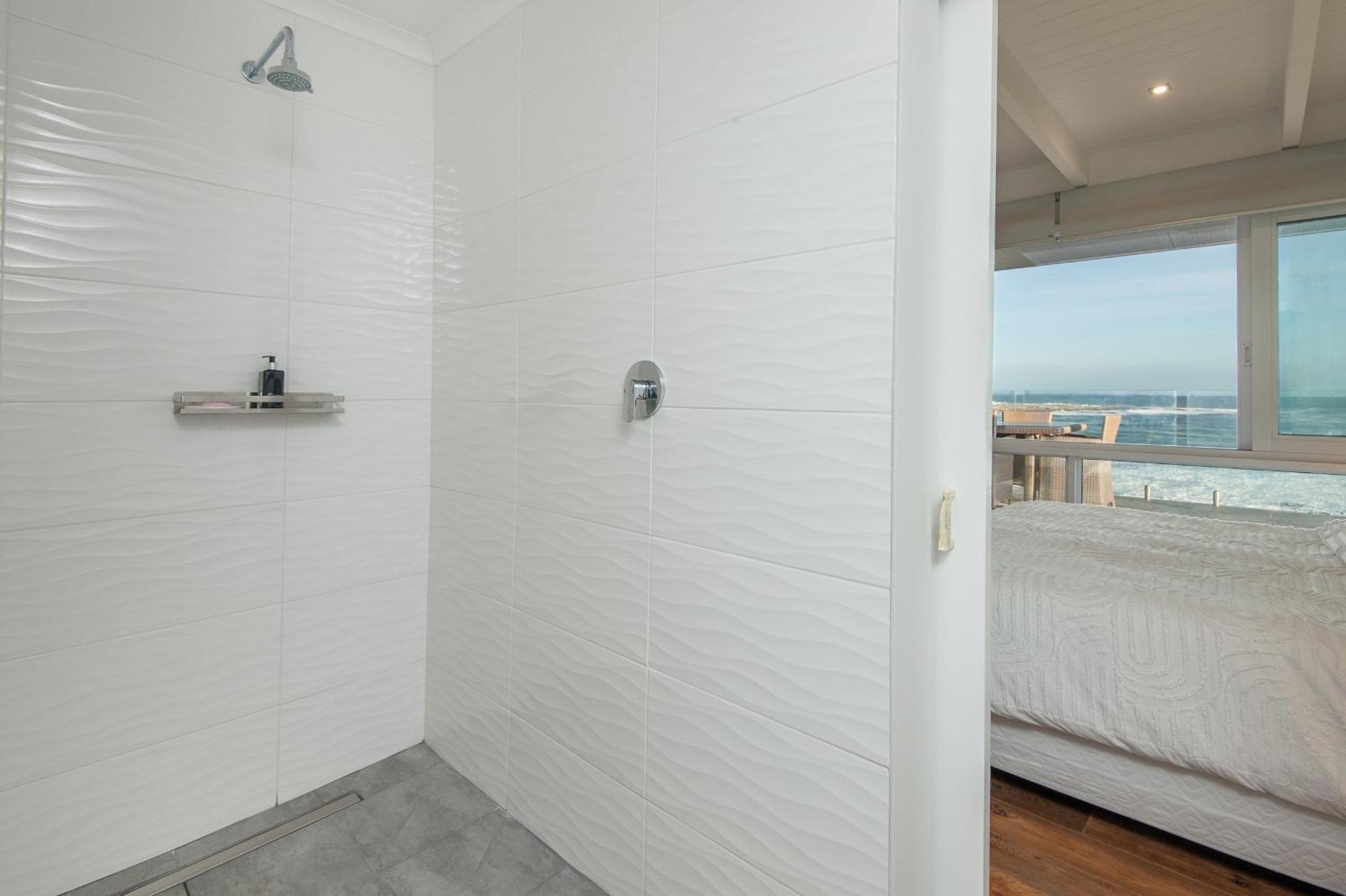 Absolute Ocean Boutique Guesthouse Hermanus Bagian luar foto