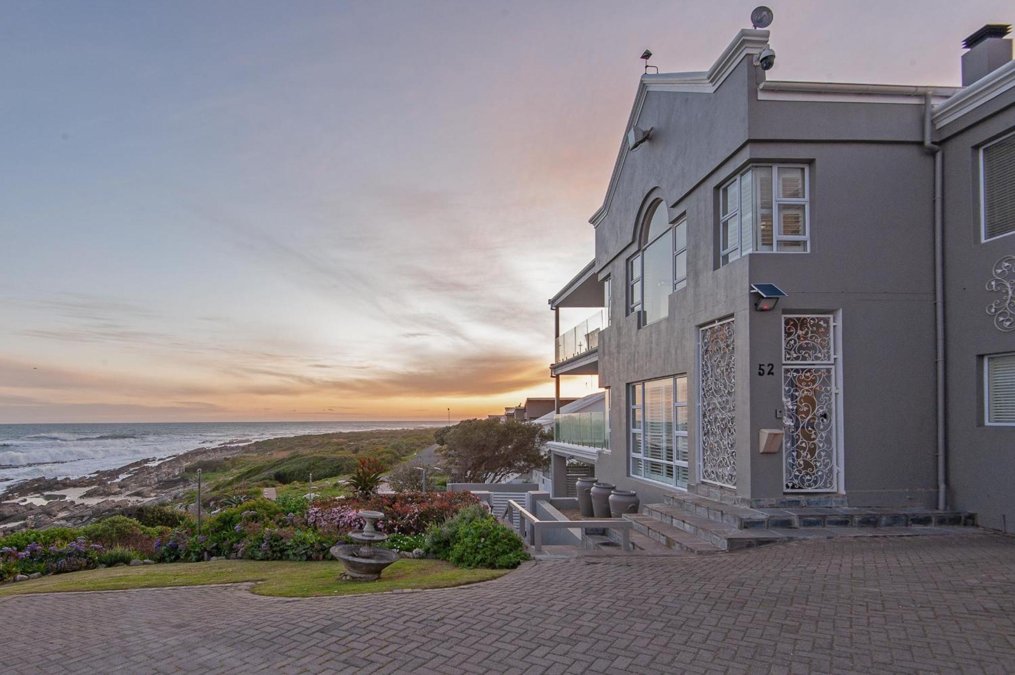 Absolute Ocean Boutique Guesthouse Hermanus Bagian luar foto