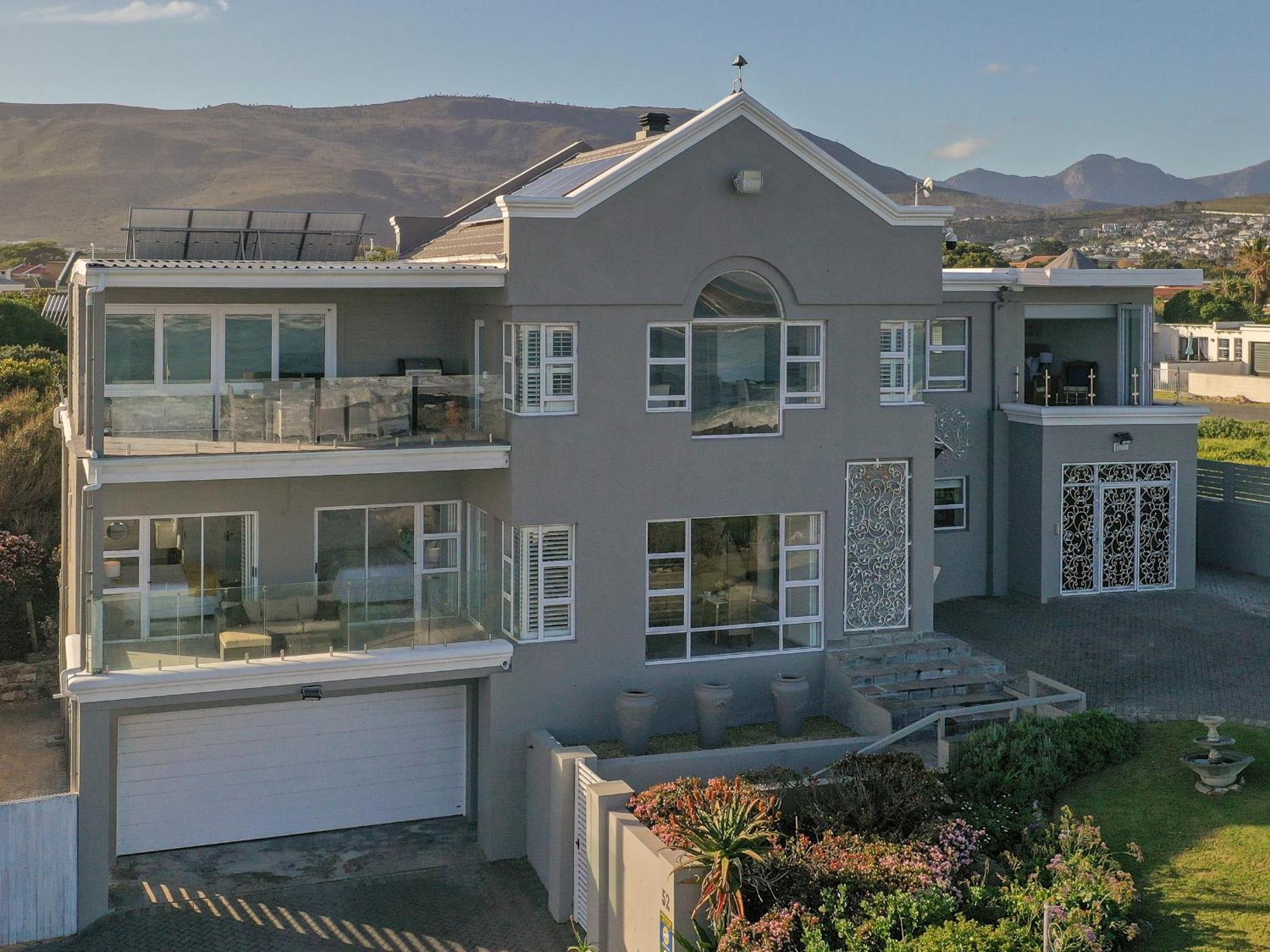 Absolute Ocean Boutique Guesthouse Hermanus Bagian luar foto