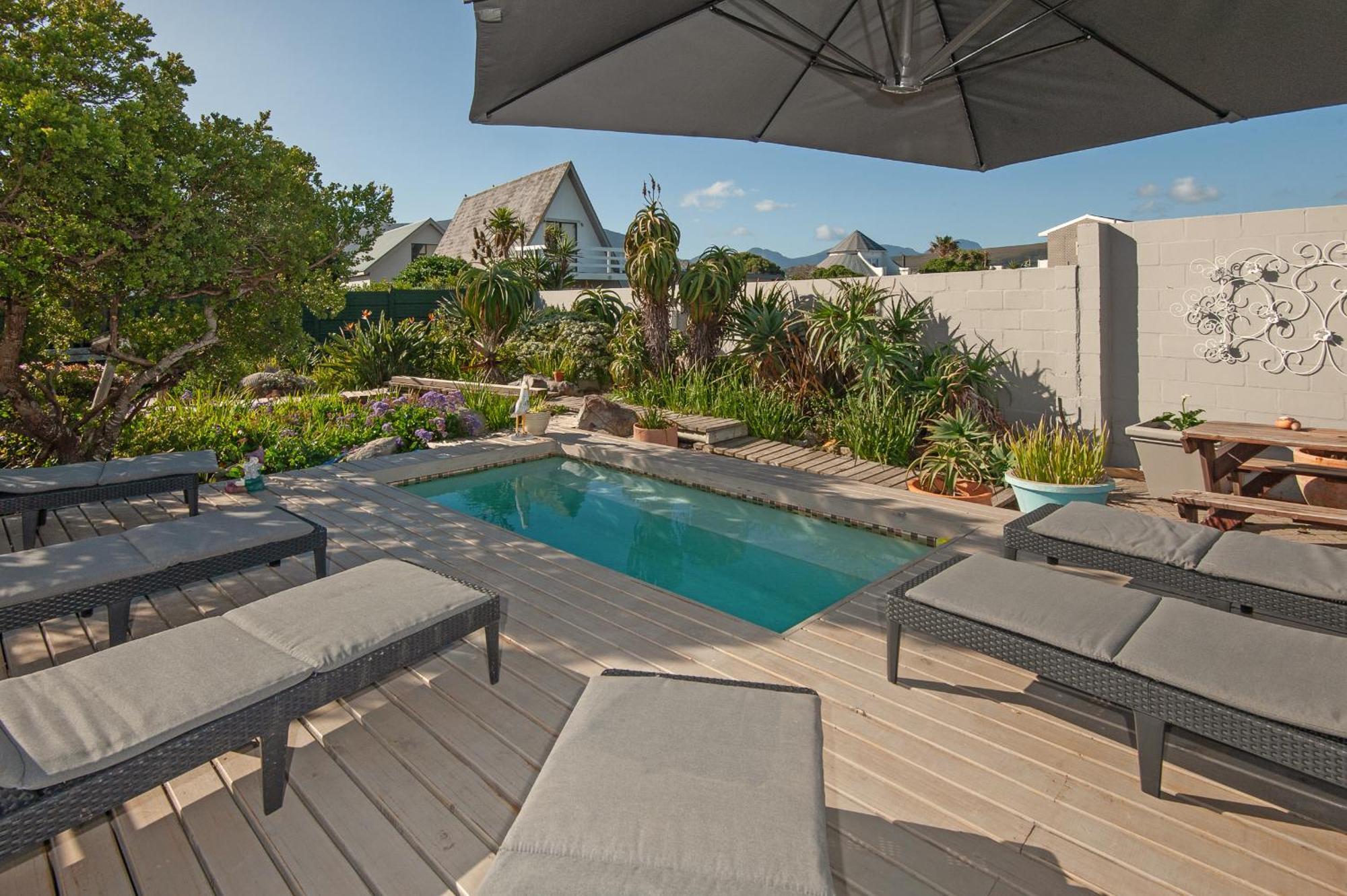 Absolute Ocean Boutique Guesthouse Hermanus Bagian luar foto